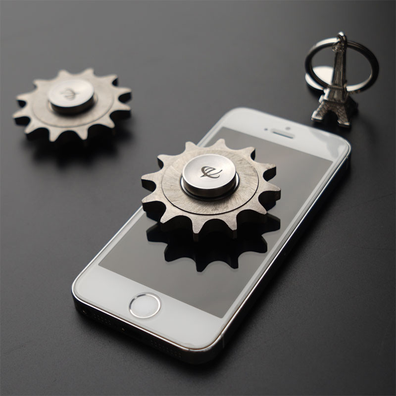 Large Single Gear Metal Fidget Spinner