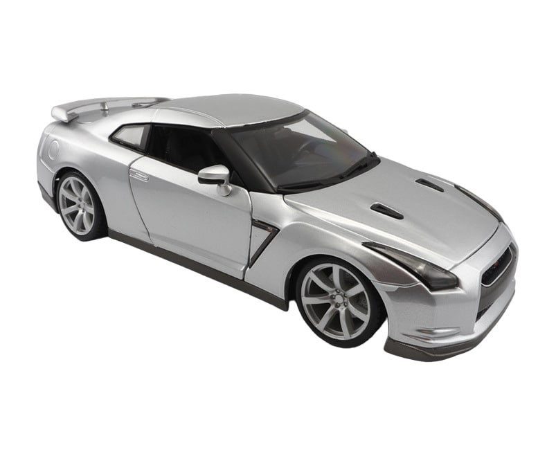 Nissan GT-R 2009 1:18 Die-cast Alloy Four-Wheel Suspension Toy Car Model