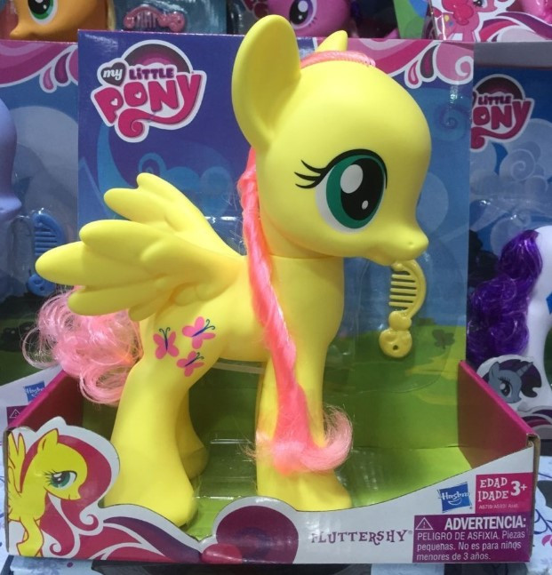 My Little Pony Fluttershy Fashion Doll