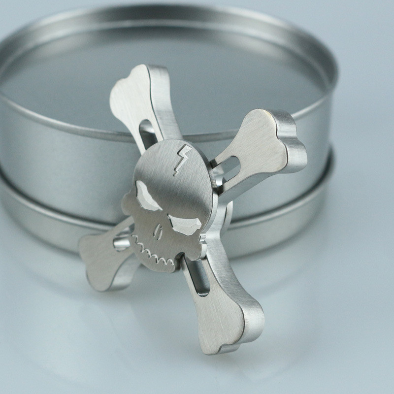 Skull Crossbones Fidget Spinner