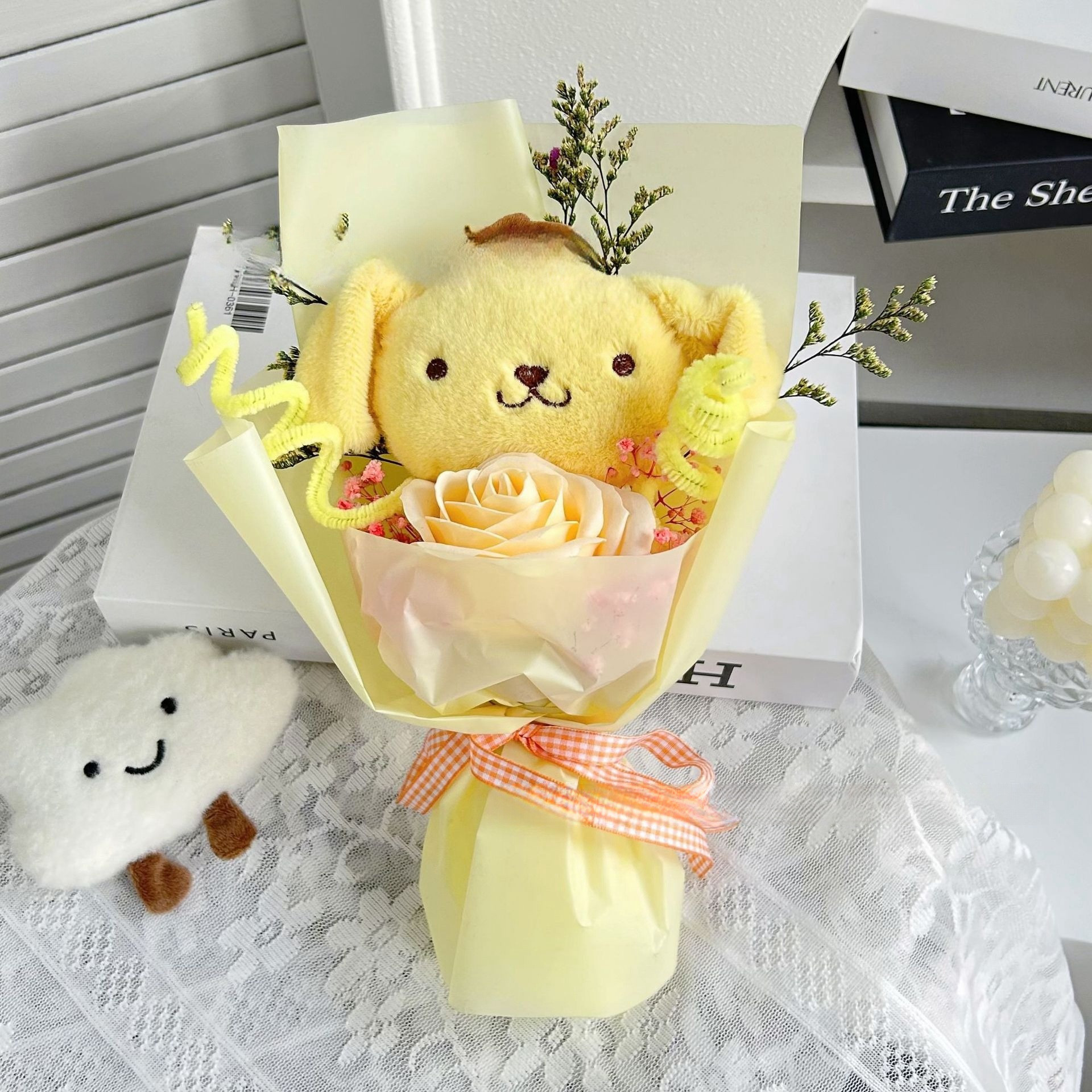 Pompompurin Soft Plush Flower Bouquet Mother's Day Graduation 28cm 11.02inches Yellow